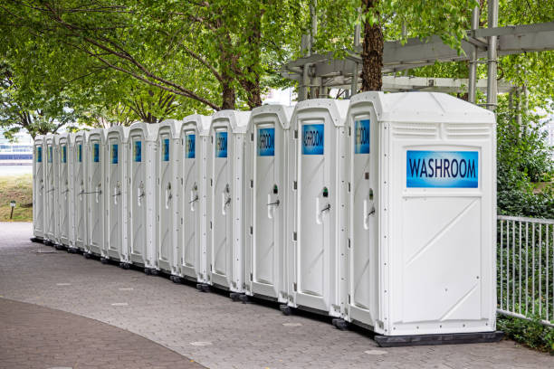 Best Porta potty rental near me  in Marshall, MI